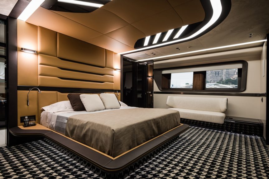 Dynamiq GTT 115 Superyacht