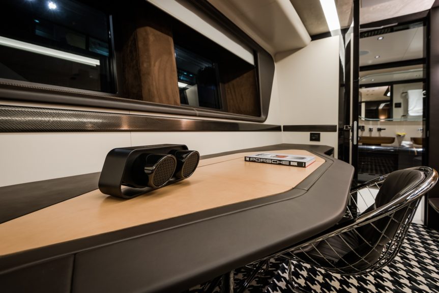 Dynamiq GTT 115 Superyacht