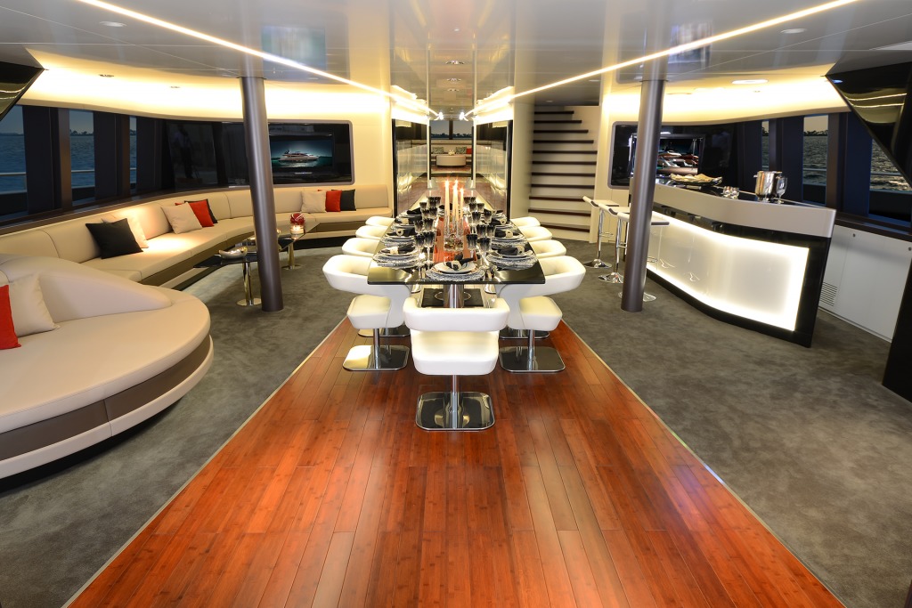 Royal Falcon RFF 135 Yacht