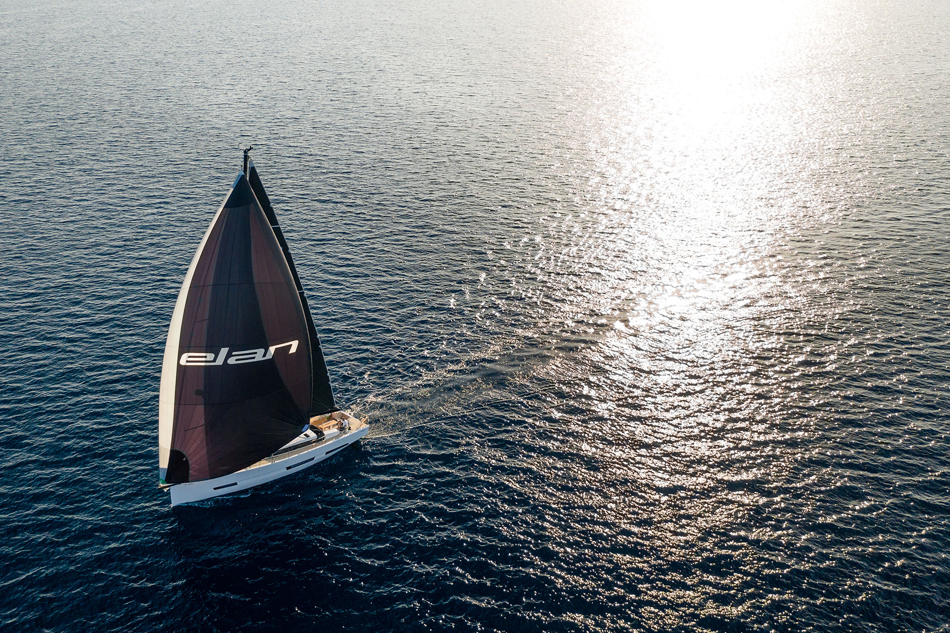 Elan GT6 Yacht