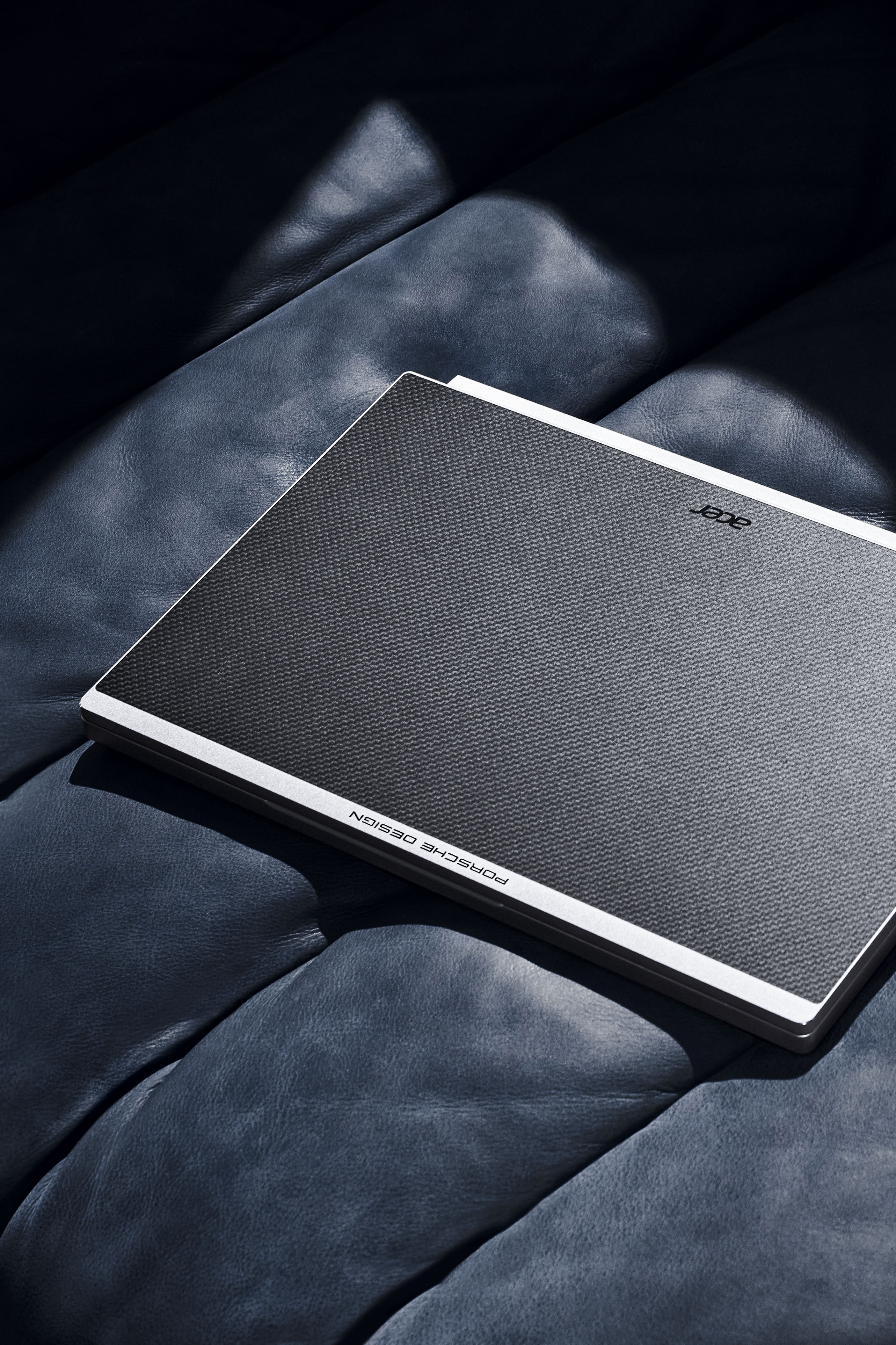 Porsche Design Acer Book RS