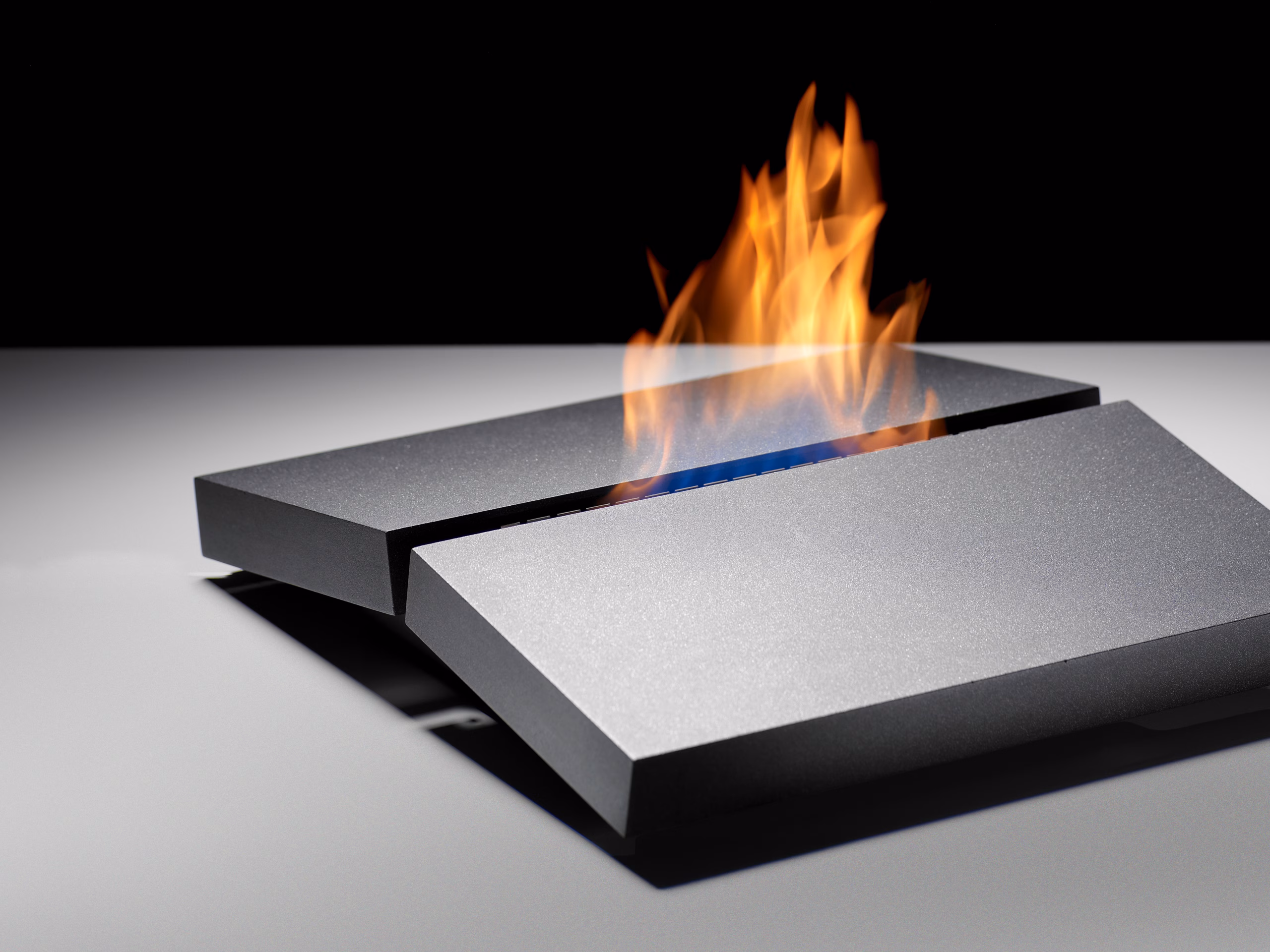 Saffretti Tekto Tisch Kamin